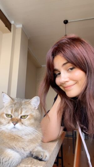 Zeynep Çamcı Instagram - Kamkat Bey♥️🍊Garfield kedi aynısı ya #garfield