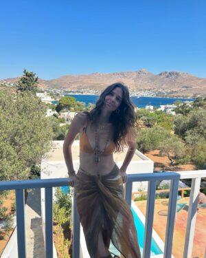 Zeynep Özder Instagram - 🤎🧡🤎 #leros #greece #2024summer