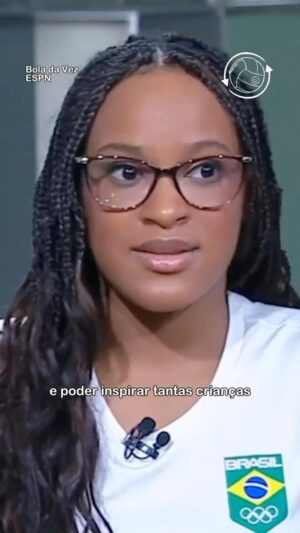 Zezeh Barbosa Instagram - Representatividade!✊🏾❤️

Fico tão feliz vendo a @rebecarandrade e tudo o que ela representa…!✊🏾❤️

Orgulho define, parabéns!!!!✊🏾❤️

Ótima semana pra nós todos, amoresssss🍀

Via @oespelhodopreto | @institutoluizgama ✊🏾❤️
.
.
.
.
#representatividade #rebecaandrade #ginasticaolimpica #pretasnotopo #pretosnotopo #pretasdopoder #pretasempoderadas #poderparaopovopreto #poderpreto