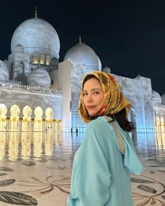 Actress Zoe Tay HD Instagram Photos and Wallpapers July 2024