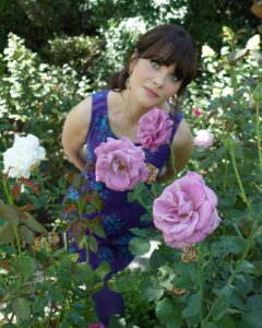 Actress Zooey Deschanel HD Instagram Photos and Wallpapers July 2024