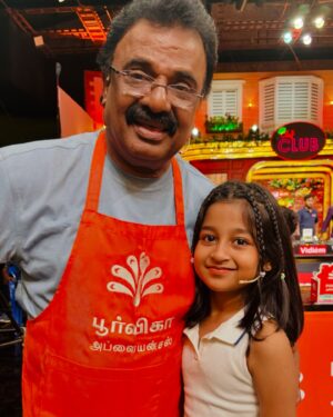 aazhiya sj Instagram - Watch us at Kids round on cook with comali kids round 
@chef_damu @vijaytvpugazh @shaalinzoya @vtvganeshnj  @madhampatty_rangaraj  @priyankapdeshpande @kureshi @vijaytelevision