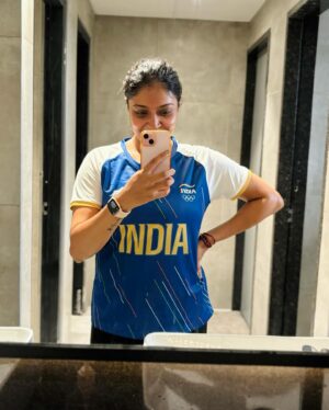 kruttika ravindra Instagram - One jersey and crores together emotions ♥️ 
All the best champions.. ♥️ #indiainolympics 2024.. 😊
ನಾನು ಹೆಮ್ಮೆಯ ಭಾರತೀಯಳು ♥️
•
•
#kruttikaravindra #india #instagram #sport #instagood #likeforlikes #olympics #parisolympics #life #proud #me #happy #beauty #viral #reels
