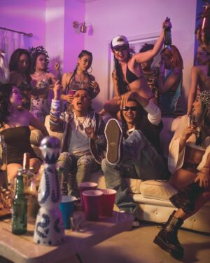 ¥ellow Bucks Instagram - 千葉でPARTYしてきた🥃

@______feelikeyden______ "HOT BOYZ" feat. Me Video Out Now❤️‍🔥🧀

ありがと永田 & @_98jams_ ✌️

📸 @ryusei_750 @rodolfogura