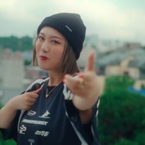 百足 Instagram - Nozomi Kitay & GAL D 『Be the one(feat.百足)』
MV OUT NOW🔥🔥

Music CREDITS
Music Prod by @gal_d_p_ 
Lyrics by @nozomikitay & 百足
Rec by wtr
Mixing by @tetsuaraki 
Mastering by Tucky

Music Video CREDITS
MV Director/Producer : @kenharaki (AREA 305)
Cinematographer : Kenya Shiina
Production manager : Yu Shirasawa
Camera Assistant : Yuki Takemura
Colorist : Yuma Izuka
