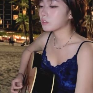 김푸름 Instagram - City of Stars 'La La Land' OST 
영화 라라랜드 Acoustic Cover #김푸름 Live in Hawaii 🌸

➡️Youtube #김푸르스름 채널에서 전체 영상 보실 수 있습니다.

#livinginhawaii #하와이한달살기 #김푸름 #kimpureum