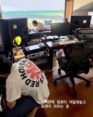 김푸름 Instagram - #제주살이 #김푸름 #KIMPUREUM