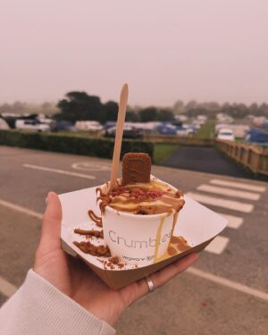 Abbie Eaton Instagram - Cornwall you were lovely! ☀️🏄🏻‍♀️🍺 

Absolutely loved my time in the camper this week, it’s been a fun adventure with @bazzalaar22! 

Where to next? Any recommendations? ⬇️