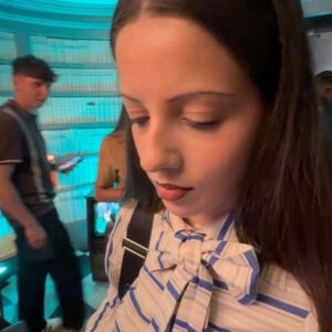 Abby Roberts Instagram - if you’d have told 10 year old abby she’d get to go to the @beetlejuicemovie premiere i’m pretty sure she’d be screaming crying throwing up, i can’t believe i was so lucky to be invited to watch the new beetlejuice movie & take part in a bunch of activities including meeting my favourite director of all time 🥹 my inner child is so happy thank you @warnerbrosuk for making my wildest dreams come true🖤🪲