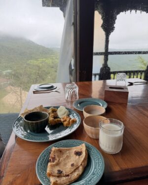Abhidnya Bhave Instagram - Happiness is a small staycation with your parents,
Happiness is exploring the world with those who got you to this world!!
Happiness is taking out time especially for them, because your time is their happiness❤️
In this materialistic world , lucky are those who know happiness is AAI BABA❤️. If this post has reached you it’s a sign from the universe to tell your parents that you love them!!

Thank you @chavni.lohagad for the most amazing staycation!!!