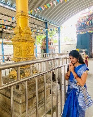 Abi Navya Instagram - 💙💙💙💙divine love 

#love#temple#thiruverkad