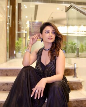 Adaa Khan Instagram - Back in Black… Like a poetic affair!! 🖤
.
.
👗: @urmilofficial
🧣: @nidhikurda
💎: @the_jewel_gallery 
.
.
#photooftheday #girlinblack #fashion #style #lookbook #fashiongram #ootd #fashionlikeadaa #adaakhan 

[Fashionista, Fashion for women, Trending style, September fashion]