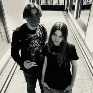 Adèle Castillon Instagram - j’ai envie de sortir un clip 🤪