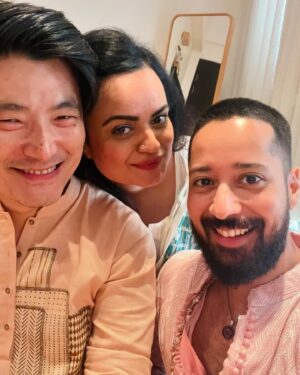 Aditi Singh Sharma Instagram - #ganeshchaturthi at Karans beautiful home with the gorgeous Bappa he created, what great vibes with all these beautiful peeps .. no filter, only love. 
Ganpati Bappa Morya. ❤️🙏