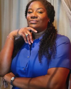 Adrienne C. Moore Instagram - YOU: Adrienne, is that you? 
ME: YES! But you won't find out until next year. Until then, I grew my hair out. Or did I? Answer me this though, would you trust this face? What kinda character/role am I? Comment, like, share and follow.
#actor #newproject #youregonnaloveit
