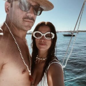 Agustina Cordova Instagram - una bebita en camino y todo es celebración 🪸🐚🧜🏻‍♀️🦀🤰🏻🤍