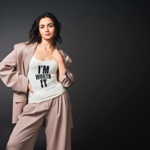 Aja Naomi King Instagram - So excited to welcome the Incomparable Alia Bhatt as the new L’Oréal Paris Global Ambassador!!!

Alia is a powerhouse of Indian cinema and a global icon. I’m so excited to see her shine alongside us and inspire women all over the world to embrace their self-worth. 
Because we are all #WorthIt ❤️

 
#LOrealParis #LOrealParisFamily #Reveal
