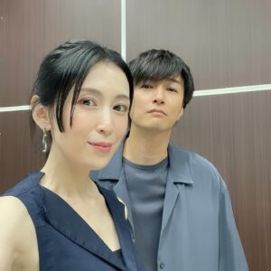 Akiko Hinagata Instagram - 明日は有吉の壁
夫婦でお邪魔させていただきました！
#有吉の壁 
#夫婦
