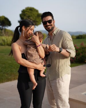 Alia Chergui Instagram - Shooting famille 🤍