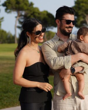 Alia Chergui Instagram - Shooting famille 🤍