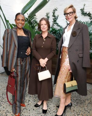 Allison Janney Instagram - Thank you @toryburch and @glamourmag for a lovely afternoon celebrating women and television and fashion !! 
And to my stellar glam squad!!
 Styled by @taraswennen 
Hair @jillcrosbyhair 
Makeup @mariedelprete 
Nails @lpnailpro 
💕💕💕💋