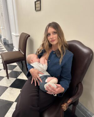 Aly Michalka Instagram - I still have faith in America 🇺🇸 We can see change if we work together. Thank you for having us & other gun violence survivors @whitehouse this past week @march_fourth_ 
We WILL get the assault weapon ban re-instated for Jack & all his future friends ❤️‍🩹
