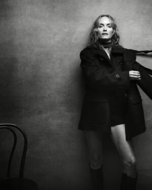 Amber Valletta Instagram - MUSE by this wonderfully talented team: 
photos by @normanjeanroy 
Styled by @denagia 
Hair @teddycharles35 
Makeup @sandyganzer 
@musemagazine 
Thank you all for a super fun and creative day! 🤎