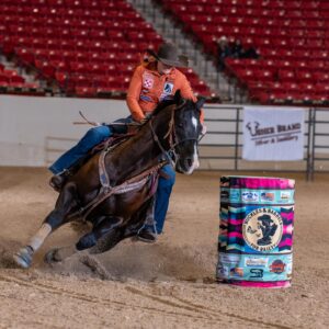 Amberley Snyder Instagram - 🧡 “To have courage for whatever comes in life…everything lies in that.” 🧡
~Mother Teresa~ 

When I enter the alley way on these horses, I have to be filled with courage. 

Courage in the fact I am strapped to an animal who could hurt me. 
Courage to push a limit no one but me has pushed.
Courage to ignore the words of doubt from my own mind and the minds of others.
Courage to forget failures and past mistakes.
Courage to look ahead with the hope of what this moment can bring. 
Courage to believe in myself and my abilities even when they are different. 
Courage to know we decide what we are capable of.
Courage to trust my horse, myself and my preparation. 
Courage to not be afraid of the what ifs. 
Courage to pursue what makes me happy.
Courage enough to succeed. 

🧡 Have the courage to pursue what your heart desires. 🧡

#amberleysnyder #walkriderodeo #frenchopen #tinktink 

💠 CINCH 👖 @cinchjeans
💠 BEMER 〽️ @bemerhorseset 
💠 PURINA ❤️‍🔥 @purinaperformancehorse 
💠 SILVER LINING HERBS 🌿 @silverliningherbs - Code Amberleysnyder 
💠 CLASSIC EQUINE 🐴 @_classicequine 
💠 HART TRAILER ❤️ @officialharttrailer 
💠 SIGNATURE QUARTERS 🏠 @signaturequarters 
💠 FARNAM💙  @farnamhorse 
💠 REDMOND EQUINE ✨ @redmondequine 🧂 Code- Amberleys20 
💠 MONTANA SILVERSMITHS 👼 @montana.silversmiths “Amberley’s Cowboy Angel” 
💠 AMERICAN HAT CO 🇺🇸 @americanhatco 
💠 SUMMIT MAX 🦄 @summitanimalhealth Code-Amberley15 
💠 EQUSTREAMS BANDS 🌟 @equstreamz 
💠 SOUTH VALLEY EQUINE South Valley Equine