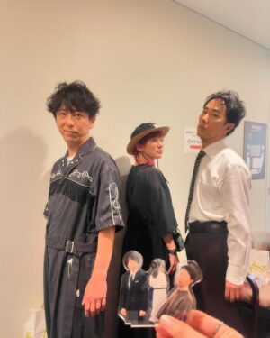 Ami Oonuki Instagram - もうずいぶん前のことになっちゃった…亜美の真夏の夜の夢…✨以前拝見した、てるきんことフットボールアワー後藤輝基さんのライブが今世紀一番オモロお漏らし案件だったので、次があるなら絶対行きたい行かずに死ねるかと思って心待ちにしていた日を、無事迎えることが出来たことをお知らせします。前回はビルボードだったけど、今回は広くなっててるきんとの距離(ディスタンス)も出来てしまったわ…なんて嘆いていたけど、そこは安心の物販パパこと藤井隆さんががっちりコラボされていたので、もうほんとに目の前にいるんじゃないかと思うぐらいグイッと近くに感じることが出来て、最高に次ぐ最高の時間でした✨ 早く次が観たいです‼️
#puffy #puffyamiyumi #フットボールアワー #後藤輝基さん #てるきん #whiptour2024 #藤井隆さん #物販パパ #グッズ売り場で大活躍でした #前回も一緒に行った #chocomooちゃんと行きました #chocomoo先生が娘小狸隠してくれた #てるきんのお姉さんも出てきて #歌うま過ぎてビックリ #姉弟デュエット #アクスタはてるきん姉弟とタカスィ #マネしてみた #段々と亜美が振り返るシリーズ #最後はKPOPアイドルがやるみたいな #主役の自撮り #終演後入口に落ちていたマスクカップル可愛い💕 #今夜のショーの告知可愛い💕 #てるきんのツナギ可愛い💕