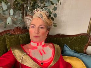 Ana Gasteyer Instagram - #Backstage #Beauty tips from the Queen herself. We shan’t allow crepey necks in the Kingdom. #Aggravain #productivity #Multitasking #Selfcare #vanity @mattressmusical @hudsonbway @omniluxled