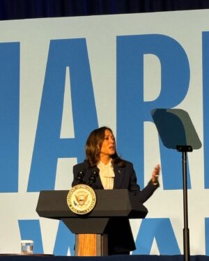 Ana Navarro Instagram - Got to watch our girl, @kamalaharris in action, today. I so ❤️’d something she said: we are not as much fighting against something, as we are fighting FOR something. We are fighting for opportunity. We are fighting for freedom. We are fighting for our values. 🇺🇸🇺🇸🇺🇸