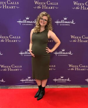 Andrea Brooks Instagram - I think that was my favourite HFR panel to date. Thanks for the fun this weekend, #hearties. Such a joy seeing all your smiling faces! Please excuse my baby brain! 👶🧠