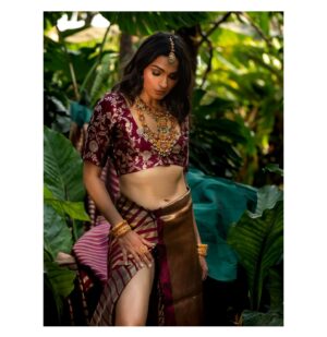 Andrea Jeremiah Instagram - 🍒🍒🍒 

📸 @soondah_wamu 
MUH @prakatwork & team 
Styling @poorts_20 
Jewelry @aaranyarentaljewellery