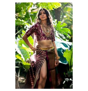 Andrea Jeremiah Instagram - 🍒🍒🍒 

📸 @soondah_wamu 
MUH @prakatwork & team 
Styling @poorts_20 
Jewelry @aaranyarentaljewellery