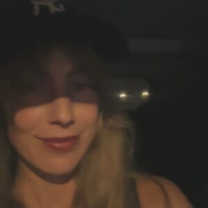 Aneta Krejčíková Instagram - Přátelství…

Ocelová křehkost.

Štěstí, které mám.

Bez podmínek, upřímně, v dobrém i ve zlém a hlavně v lásce.. máme flow co nezačíná a nekončí❤️

DĚKUJU!!!!🙏🏻

Vztahy jsou totiž to největší bohatství, které máme. Slýchám to od svýho dědy od dětství a dávám mu za pravdu. Je to totiž skvělá investice🤝