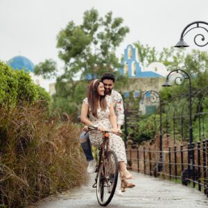 Anju Jadhav Instagram - “The best thing to hold onto in life is each other.”

Inhouse Team

Designer Outfits: @viiracouture 
Choose outfits that complement each other and the theme of your shoot. Coordinated colors and styles can make your photos more cohesive.

Makeup and Hair: @rupesh_makeup @nilima.05 
Opt for makeup and hairstyles that enhance your natural beauty and match the vibe of your outfits. Discuss with your stylist to create looks that are both flattering and photogenic.

#PreWeddingShoot
#PreWeddingPhotography
#PreWeddingInspiration
#PreWeddingIdeas
#PreWeddingPhoto
#PreWeddingDay
#PreWeddingLove
#PreWeddingMoments
#PreWeddingVibes
#preweddingcoupleshootinindia 
#Photography
#Photoshoot
#CoupleGoals
#LoveStory
#RomanticShoot
#InstaLove
#InstaCouple
#PhotoOfTheDay
#instagood