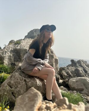 Anna Kendrick Instagram - a summer drop before summer drops me