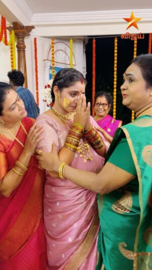 Anshita Akbarsha Instagram - Chellamma Climax Day Shoot ….. #vijaytv #chellamma #bts #climax #lastday #finalday #sad #ending #missingyou #love #support #thanks #thanksforyoursupport