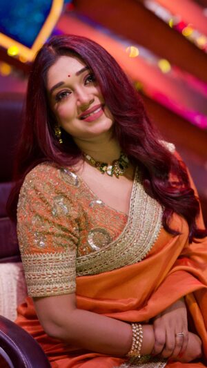 Antara Mitra Instagram - Saregamapa Album - 9 
Episode all about Timeless melodies 

Make up -  @meghna_make_up_artist