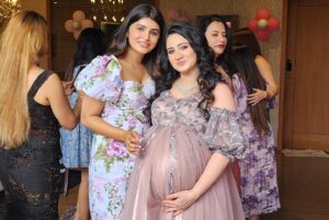 Anu Prabhakar Instagram - Whoa!! This was one baby shower to remember for a lifetime!! Fun, laughter, genuine blessings from people who i love the most. All the credits go to @goldenstar_ganesh sir and the his lovely lady @shilpaaganesh mam for hosting this awesome awesome baby shower for me. Mam you’ve been a friend , a guide , an elder sister and sometimes even a mom whenever needed you the most. I really dont know how to say thanks to you. The food , the decor , the arrangements,  the invitees were just super pinpoint perfect. I really love you mam. Thank you again. Ganesh sir thank you for being the bestest host ever. We laughed soooooo much because of you. Your simplicity since the time I’ve known you is inspirational. Love you too. Thankyou to all who came by to wish me and the baby. I will remember this forever ❤️ Thanks God for all these lovely people in my life 🥰💝