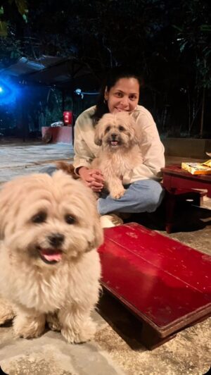 Anuja Sathe Instagram - Happy Happy Happy Birthday my Munchkins ! Blink of an eye and you three are 8 already❤️ 
#purelove #Milo #Minion #whimzie
#appleofmyeye #happy8th #ilovethem