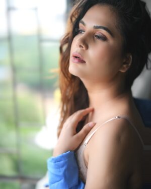 Anupama Agnihotri Instagram - 🦋

@portraitbyabhinesh 

#look #looks #sections #instamood #instadaily #photoeveryday #teamlfg #page #explore #fashion #anupmaagnihotri