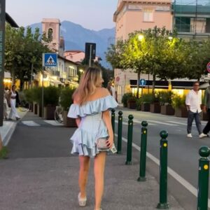 Anzhelika Kashirina Instagram - No,no,no,no…Я отказываюсь вставать с места и идти на встречу осени! Ой и не надо меня уговаривать..