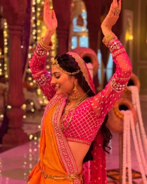 Aparna Dixit Instagram - 🌸 🦚💞🌷✨