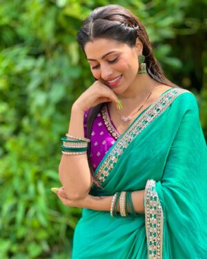 Aparna Dixit Instagram - My fav girl in the whole wide world 🦋