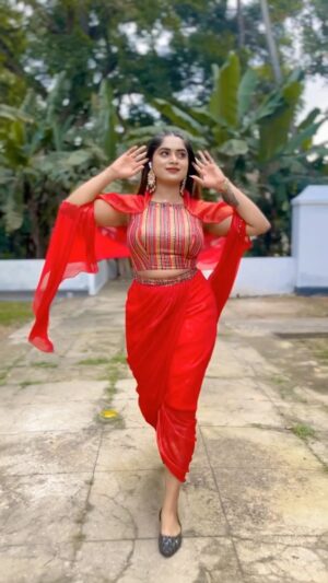 Arathy Sojan Instagram - Classy🌟

@abm_premium_rentals_ 

#reelsvideo #westerndress #reelsi̇nstagram #newcollection#reelsindia #reelsgood