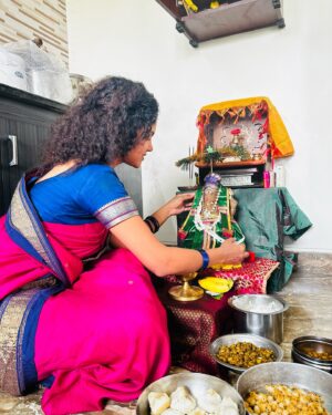 Archana Kumar Instagram - இனிய விநாயகர் சதுர்த்தி வாழ்த்துகள் 🫶🏼♥️✨

Pc: @_raj27__ annaaa🫶🏼
#akkapasanga #mylittlemunchkins #ganeshchathurthi #archu #archanakumaar