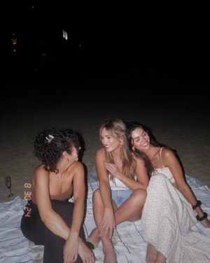 Arielle Reitsma Instagram - made unforgettable memories with the girls in Puerto Rico @elsanjuanhotel