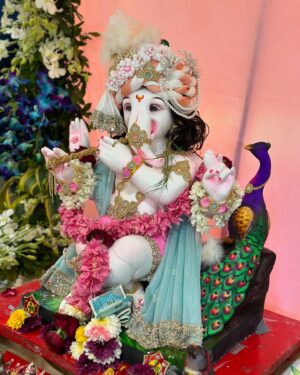 Ashi Singh Instagram - Ganpati Bappa morya 🙏