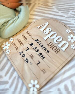 Ashley Blaine Featherson Instagram - Aspen Dior Jenkins🩷

Life Has Never Been Sweeter.
Love Has Never Been Deeper. 
It’s Impossible To Deny That She Is Heaven Sent. 
These Are The BEST Days Of Our Lives✨

Fun Fact: Aspen Was Born To “Endless Love” Followed By Beyoncé’s “Superpower” Like A True Virgo ♍️